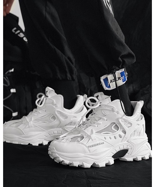 Burner（バーナー）の「【OKUOKU Recommend Select】　ワンカラー厚底ダッドスニーカー　oku-shoes-689306185531-55 M（スニーカー・レディース・ブラック/ホワイト系その他/ベージュ/ホワイト・40/41/42/39/43）」の2枚目の写真