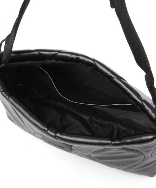 LEPSIM（レプシィム）の「キルティングクラッチ　906318（クラッチバッグ・レディース・ブラック/シルバー/ガンメタ/ブルー系その他・ONE SIZE）」の12枚目の写真