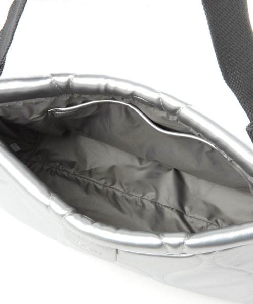 LEPSIM（レプシィム）の「キルティングクラッチ　906318（クラッチバッグ・レディース・ブラック/シルバー/ガンメタ/ブルー系その他・ONE SIZE）」の19枚目の写真
