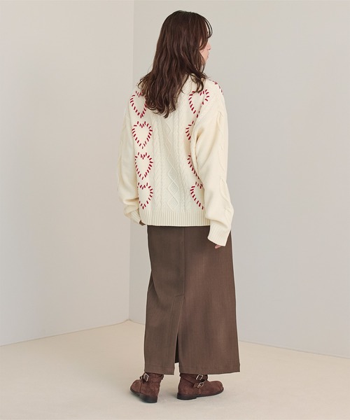 miette（ミエット）の「配色ステッチハートケーブルVネックニット（ニット/セーター・レディース・ブルー/レッド/ブラック/アイボリー・FREE）」の20枚目の写真