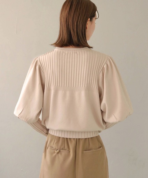 CLEIO(クレイオ)の「【CLEIO】ランダムリブパフスリーブニット(ニット/セーター・レディース・アイボリー/カーキ/ベージュ・FREE)」の12枚目の写真