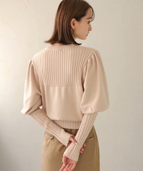 CLEIO(クレイオ)の「【CLEIO】ランダムリブパフスリーブニット(ニット/セーター・レディース・アイボリー/カーキ/ベージュ・FREE)」の11枚目の写真