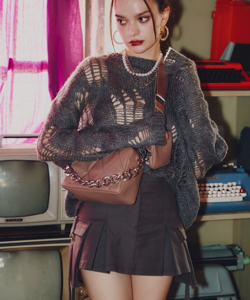 GAB GAB（ガブガブ）の「ダメージオーバーニット（ニット/セーター・レディース・マスタード/アイボリー/チャコールグレー・FREE）」の5枚目の写真