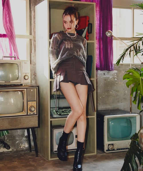 GAB GAB（ガブガブ）の「ダメージオーバーニット（ニット/セーター・レディース・マスタード/アイボリー/チャコールグレー・FREE）」の6枚目の写真