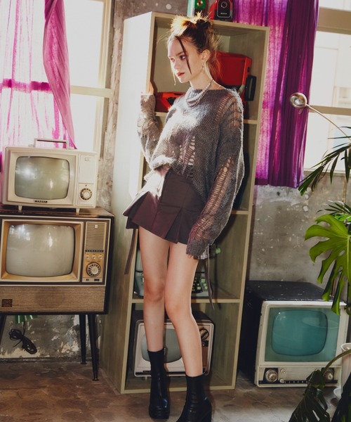 GAB GAB（ガブガブ）の「ダメージオーバーニット（ニット/セーター・レディース・マスタード/アイボリー/チャコールグレー・FREE）」の7枚目の写真