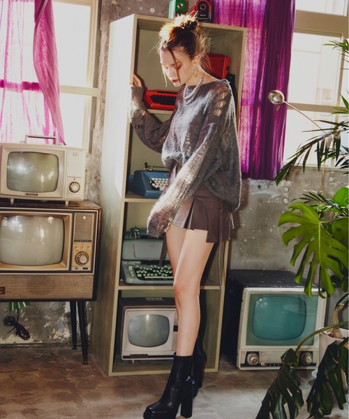 GAB GAB（ガブガブ）の「ダメージオーバーニット（ニット/セーター・レディース・マスタード/アイボリー/チャコールグレー・FREE）」の8枚目の写真