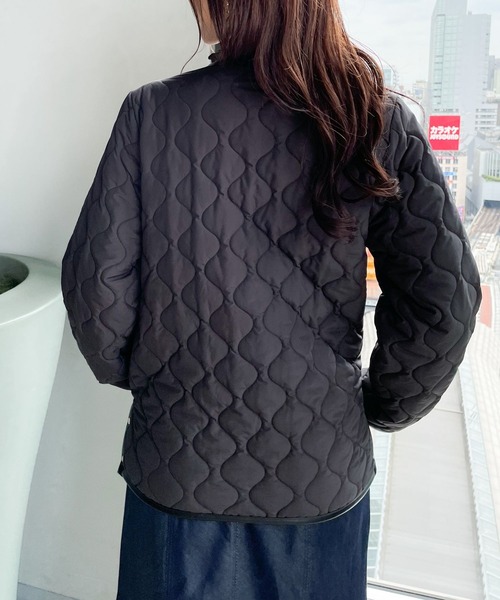 Andemiu(アンデミュウ)の「エアサーマルキルティングブルゾン199957(ダウンジャケット/コート・レディース・アイボリー/ブラック・FREE)」の16枚目の写真