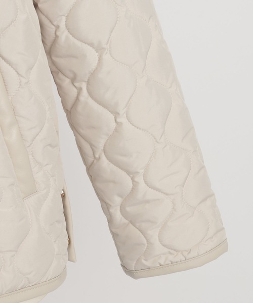 Andemiu(アンデミュウ)の「エアサーマルキルティングブルゾン199957(ダウンジャケット/コート・レディース・アイボリー/ブラック・FREE)」の22枚目の写真