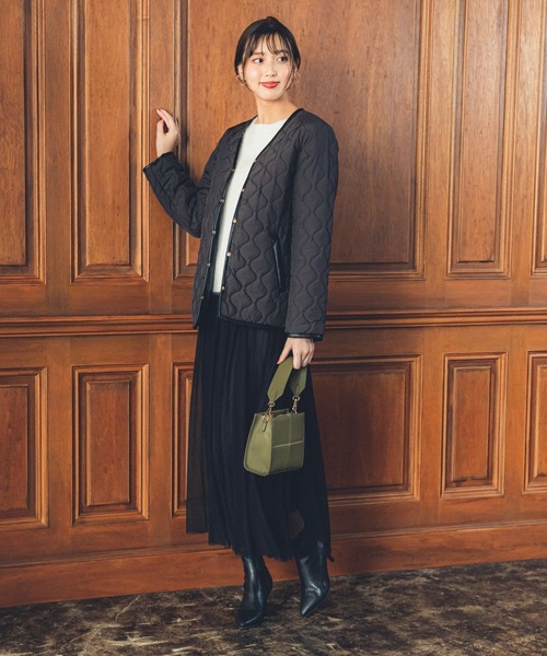 Andemiu(アンデミュウ)の「エアサーマルキルティングブルゾン199957(ダウンジャケット/コート・レディース・アイボリー/ブラック・FREE)」の3枚目の写真