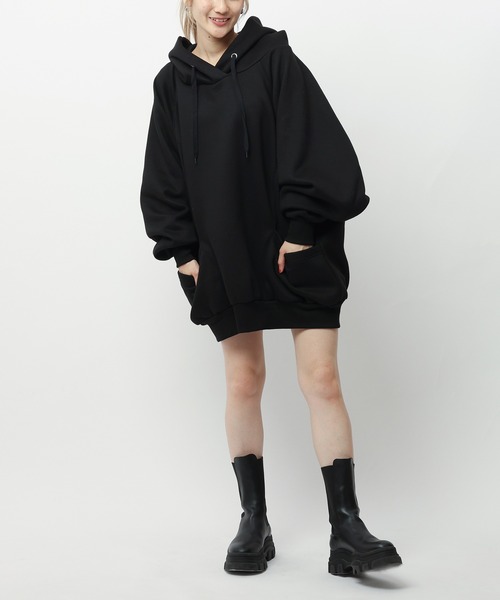 SPIRALGIRL(スパイラルガール)の「バックロゴドルマンパーカーワンピース(パーカー・レディース・ライトグレー/ピンク/ブラック・FREE)」の16枚目の写真