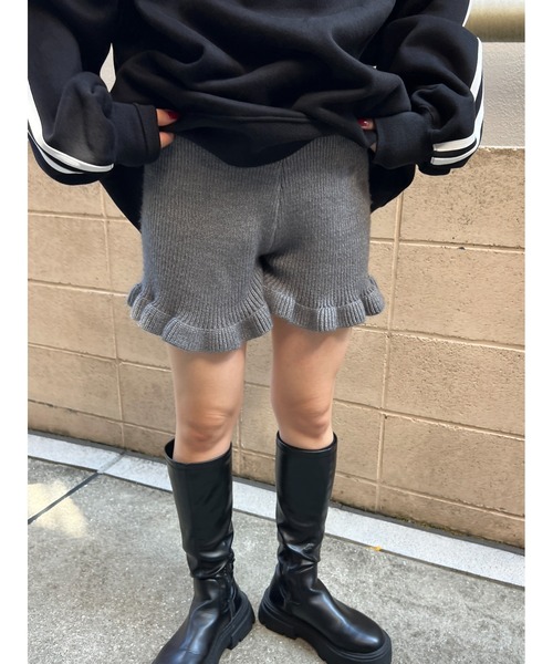 PHILLY（フィリー）の「【PHILLY】フリルニットパンツ（その他パンツ・レディース・アイボリー/グレー・FREE）」の2枚目の写真