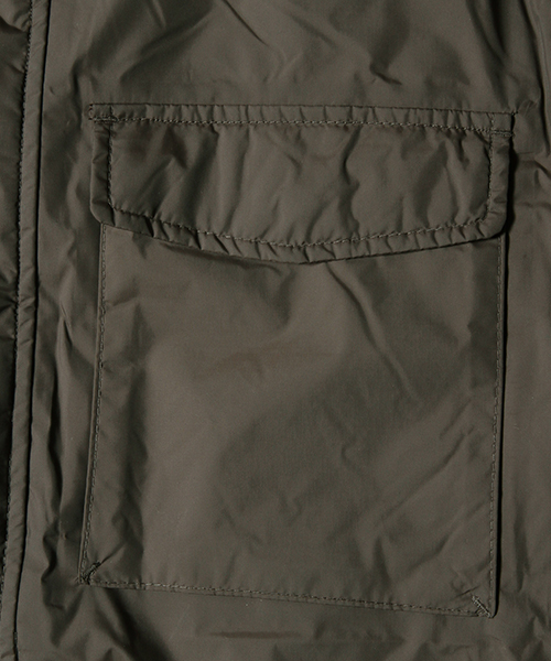 K-WAY(ケイウェイ)の「K・WAY / MANFIELD THERMO PLUS(M65型ダウンジャケット)(ブルゾン・メンズ・ダークブラウン/ネイビー・L/M/S)」の6枚目の写真