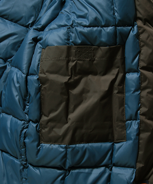 K-WAY(ケイウェイ)の「K・WAY / MANFIELD THERMO PLUS(M65型ダウンジャケット)(ブルゾン・メンズ・ダークブラウン/ネイビー・L/M/S)」の17枚目の写真