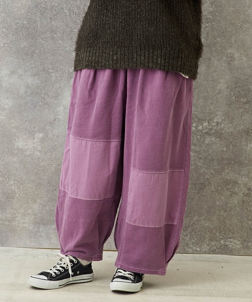 CUBE SUGAR(キューブシュガー)の「WEB限定ピグメント加工スウェットパッチワークパンツ(スウェットパンツ・レディース・パープル/スミクロ/グレイッシュベージュ・M)」の3枚目の写真