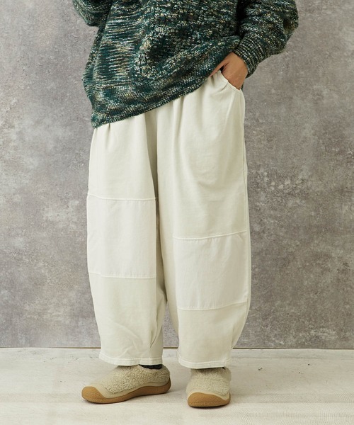 CUBE SUGAR(キューブシュガー)の「WEB限定ピグメント加工スウェットパッチワークパンツ(スウェットパンツ・レディース・パープル/スミクロ/グレイッシュベージュ・M)」の1枚目の写真