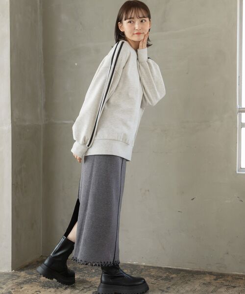 RETRO GIRL（レトロガール）の「ライントレーナー（Tシャツ/カットソー・レディース・オフホワイト/ホワイト系その他/ダークブルー・FREE）」の8枚目の写真