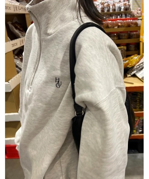 Re:EDIT（リエディ）の「選べる裏起毛オーバーサイズハーフジップスウェット（スウェット・レディース・オートミール/ブラック系/ホワイト系/チャコールグレー/ホワイト系その他/グレー系その他/ホワイト・MEDIUM/LARGE）」の10枚目の写真