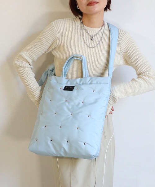 COLDE (コルデ)の「スタッズ付き2wayA4トートバッグ(トートバッグ・レディース・サックスブルー/アイボリー/ブラック・FREE)」の3枚目の写真