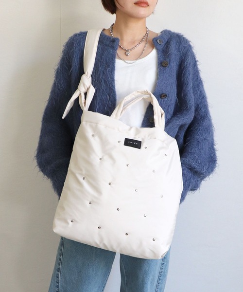 COLDE (コルデ)の「スタッズ付き2wayA4トートバッグ(トートバッグ・レディース・サックスブルー/アイボリー/ブラック・FREE)」の13枚目の写真