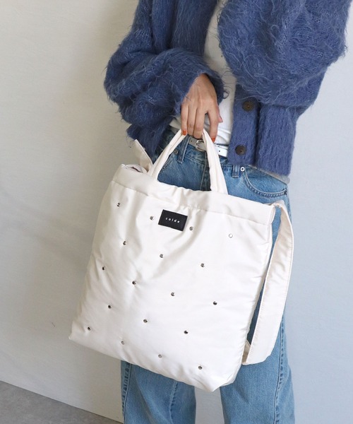 COLDE (コルデ)の「スタッズ付き2wayA4トートバッグ(トートバッグ・レディース・サックスブルー/アイボリー/ブラック・FREE)」の14枚目の写真