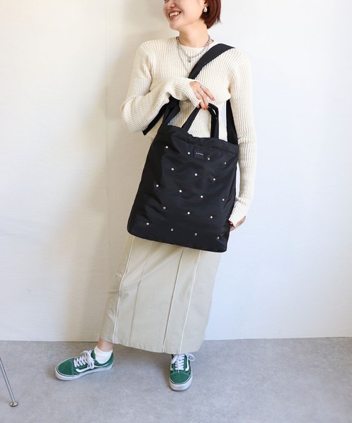 COLDE (コルデ)の「スタッズ付き2wayA4トートバッグ(トートバッグ・レディース・サックスブルー/アイボリー/ブラック・FREE)」の17枚目の写真