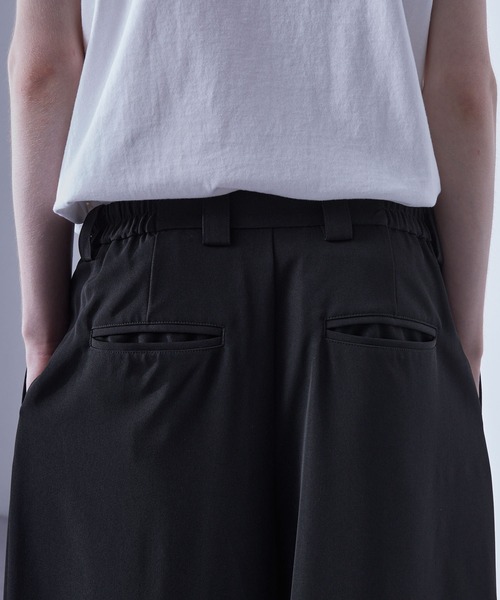 ドレープ スーパーワイドタックフレアパンツ（スラックス）｜Loose