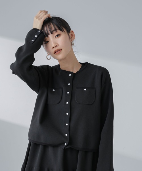 NANO universe（ナノユニバース）の「パールドットボタンニット