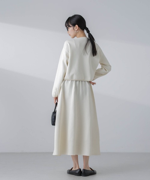 NANO universe（ナノユニバース）の「パールドットボタンニットジャケット(セットアップ可）（ノーカラージャケット・レディース・ブラック/ライム/オフホワイト・M/S）」の20枚目の写真