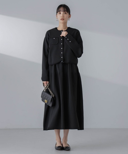 NANO universe（ナノユニバース）の「パールドットボタンニットジャケット(セットアップ可）（ノーカラージャケット・レディース・ブラック/ライム/オフホワイト・M/S）」の7枚目の写真