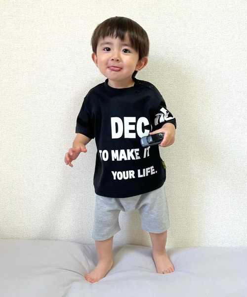 MAKE YOUR DAY（メイクユアデイ）の「ビッグロゴ半袖Tシャツ■80～140cm（Tシャツ/カットソー・キッズ・オフホワイト/ブラック・130/80/120/110/100/90/140）」の16枚目の写真