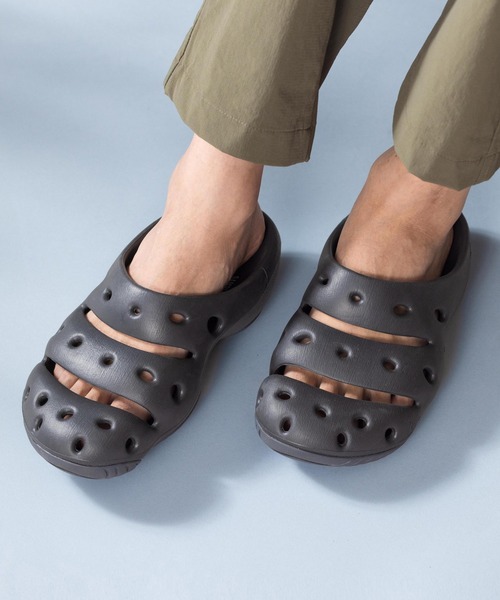 KEEN(キーン)の「YOGUI / ヨギ / メンズ サンダル(サンダル・メンズ・ブラック・27cm/26cm/25cm/31cm/30cm/29cm/28cm)」の8枚目の写真