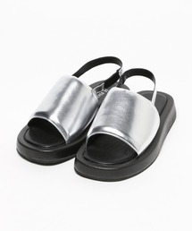 FOREVER 21 | 【2024SS】厚底グリッターサンダル(サンダル)