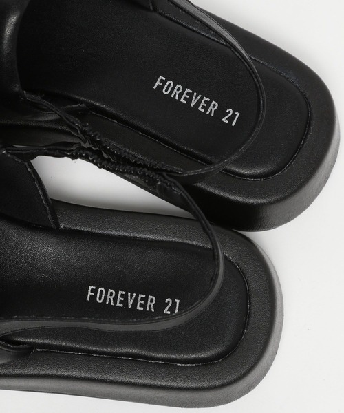 FOREVER 21（フォーエバー トゥエンティーワン）の「【2024SS】厚底グリッターサンダル（サンダル・レディース・ブラック/マルチ/シルバー・SMALL/MEDIUM/LARGE）」の21枚目の写真