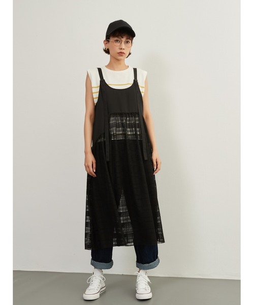 On One's Own(オンワンズオン)の「On One's Own チェックレース・異素材ドッキング・レイヤード・シアーキャミワンピ(ジャンパースカート・レディース・ブラック/オリーブ・FREE)」の6枚目の写真