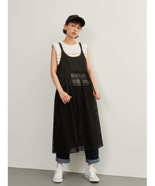 On One's Own(オンワンズオン)の「On One's Own チェックレース・異素材ドッキング・レイヤード・シアーキャミワンピ(ジャンパースカート・レディース・ブラック/オリーブ・FREE)」の8枚目の写真