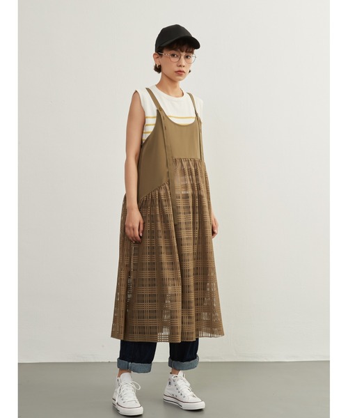 On One's Own(オンワンズオン)の「On One's Own チェックレース・異素材ドッキング・レイヤード・シアーキャミワンピ(ジャンパースカート・レディース・ブラック/オリーブ・FREE)」の15枚目の写真