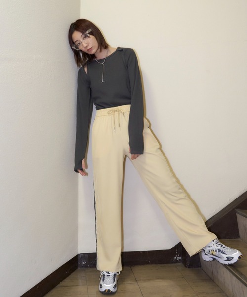 Auntie Rosa Holiday(アンティローザホリデー)の「サーマルスリーブレイヤードプルオーバー(Tシャツ/カットソー・レディース・ブラック/チャコールグレー/ホワイト・FREE)」の6枚目の写真