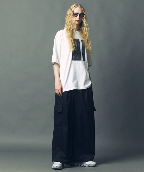 MAISON SPECIAL(メゾンスペシャル)の「《UNISEX》Abstract Hand-Printed Oversized Crew Neck T-shirt/アブストラクトハンドプリントオーバーサイズクルーネックTシャツ【MAISON SPECIAL/メゾンスペシャル】(Tシャツ/カットソー・メンズ・ホワイト/ブラック・1/2)」の10枚目の写真