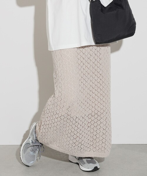 BEAMS HEART(ビームスハート)の「BEAMS HEART / ラメニット ロングスカート(スカート・レディース・グレー/ベージュ・FREE)」の5枚目の写真
