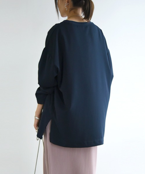 and it_（アンドイット）の「防汚加工ユニセックス長袖プルオーバー（Tシャツ/カットソー・レディース・ベージュ/ネイビー/オフホワイト/グレー・M/L/LL）」の14枚目の写真
