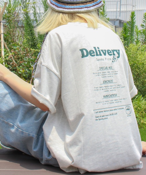 SpRay(スプレイ)の「PIZZA おばけ半袖Tシャツ(Tシャツ/カットソー・レディース・オフホワイト/ブルー/アイボリー/ブラック/オートミール・FREE)」の1枚目の写真