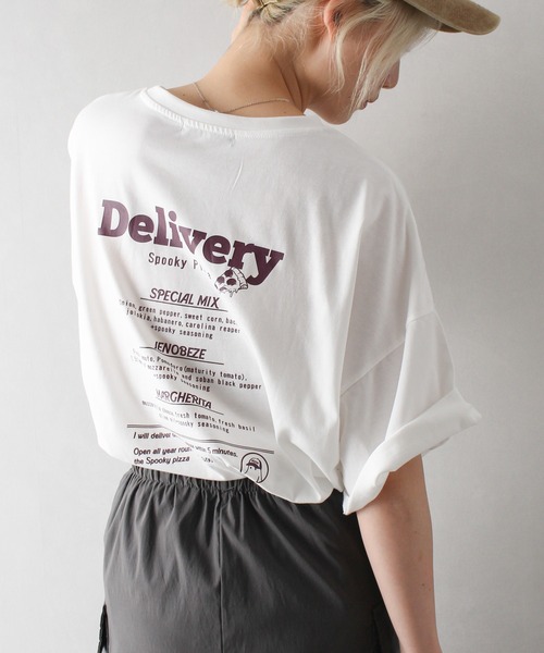 SpRay(スプレイ)の「PIZZA おばけ半袖Tシャツ(Tシャツ/カットソー・レディース・オフホワイト/ブルー/アイボリー/ブラック/オートミール・FREE)」の2枚目の写真