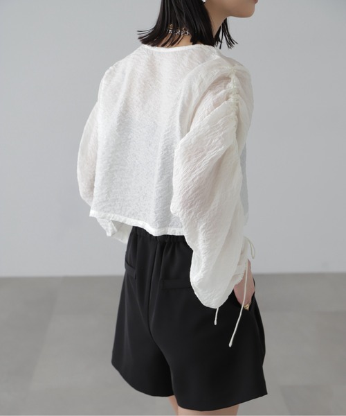 FREE'S MART（フリーズマート）の「◆［WEB限定］袖ドロストギャザーボレロ（カーディガン/ボレロ・レディース・ブラック/グレー/ホワイト/ピンク・FREE）」の12枚目の写真