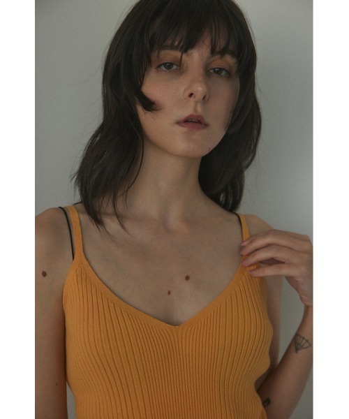BLACK BY MOUSSY(ブラックバイマウジー)の「washable random rib camisole(ウォッシャブルランダムリブキャミソール)(キャミソール・レディース・オレンジ/ネイビー/オフホワイト・FREE)」の13枚目の写真