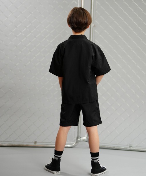 Dickies（ディッキーズ）の「Dickies/ディッキーズ キッズ 半袖シャツ MUJI 80572400（シャツ/ブラウス・キッズ・グリーン/ブラック/ベージュ・160cm/150cm/140cm/130cm）」の4枚目の写真