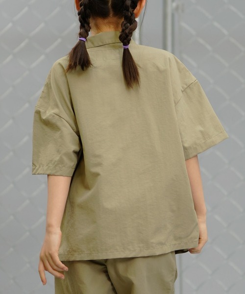 Dickies（ディッキーズ）の「Dickies/ディッキーズ キッズ 半袖シャツ MUJI 80572400（シャツ/ブラウス・キッズ・グリーン/ブラック/ベージュ・160cm/150cm/140cm/130cm）」の7枚目の写真
