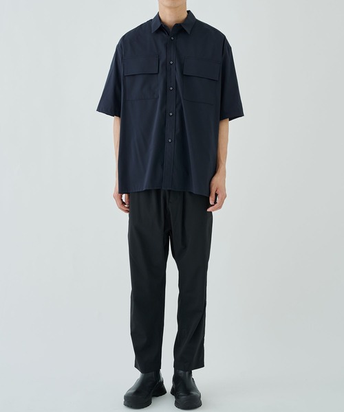 WHITE MOUNTAINEERING(ホワイトマウンテニアリング)の「TAPERED PANTS(スラックス・メンズ・ブラック/ネイビー・1/2)」の4枚目の写真