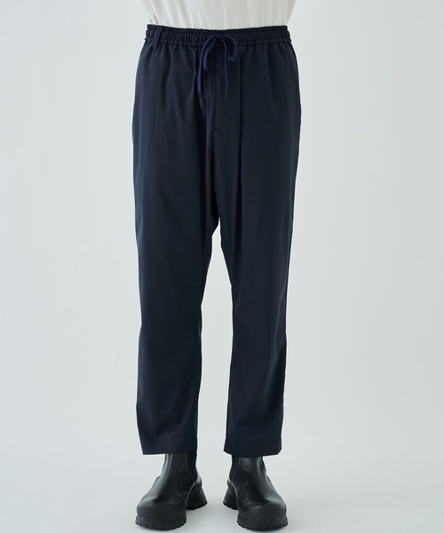 WHITE MOUNTAINEERING(ホワイトマウンテニアリング)の「TAPERED PANTS(スラックス・メンズ・ブラック/ネイビー・1/2)」の12枚目の写真