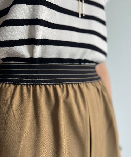 Chez toi(シェトワ)の「ウエストラメラインゴムワイドパンツ(その他パンツ・レディース・アイボリー/ブラック/キャメル・FREE)」の14枚目の写真
