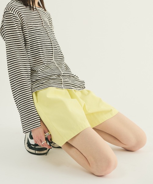 MERLOT(メルロー)の「カラーイージーショートパンツ(その他パンツ・レディース・ホワイト/イエロー/インディゴブルー/ブルー・FREE)」の4枚目の写真